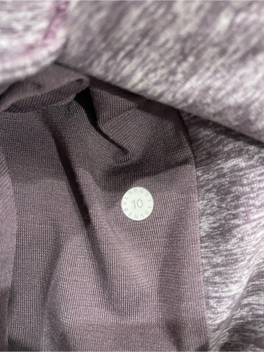 Lululemon Athletica Rulu Rally Wrap - Picture 7 of 9